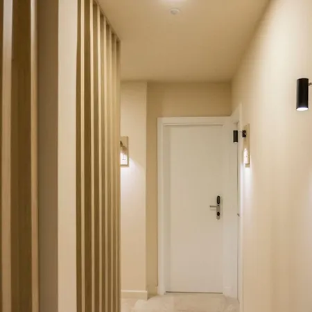 Victori 埃斯卡斯特利