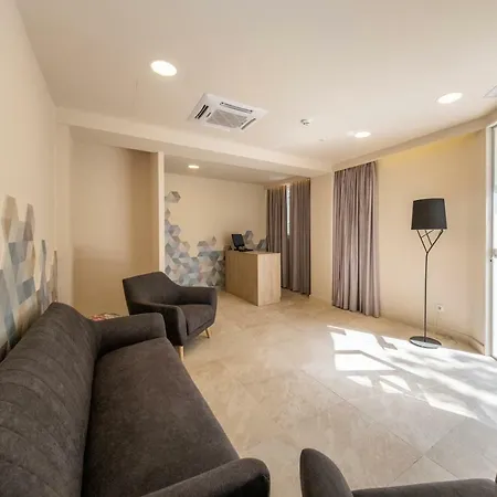 Victori 埃斯卡斯特利