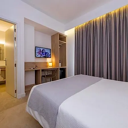 Hotel Victori 3*