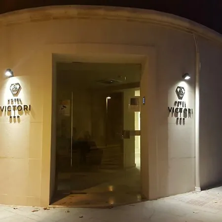 Ξενοδοχείο Victori 3*